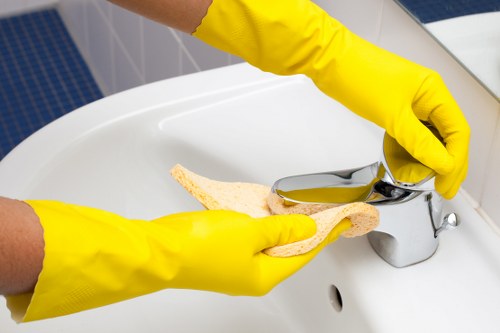 Signs an oven needs deep cleaning